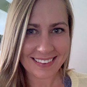 Meet your Posher, Carrie